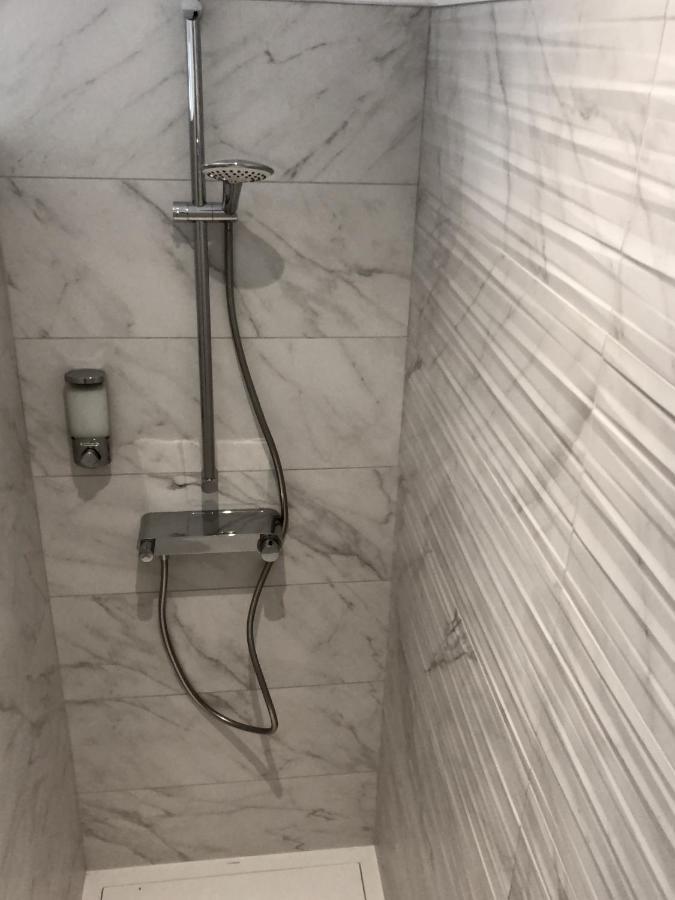 Hotelya - Lille Villeneuve D'Ascq 外观 照片